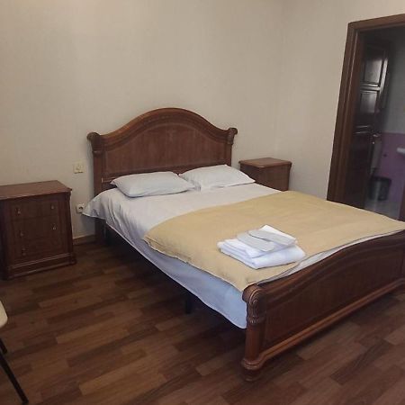 New Bella Hotel Erévan Extérieur photo