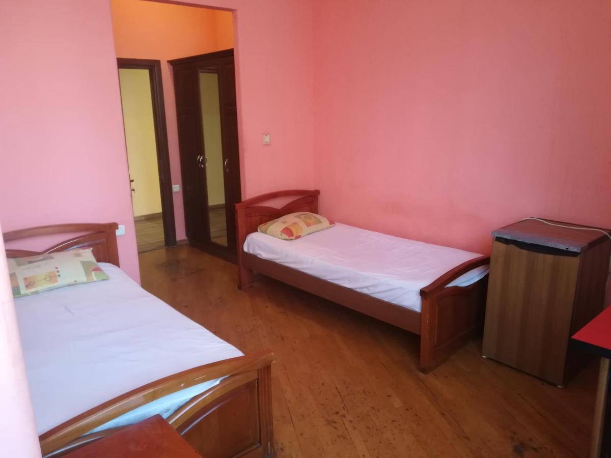 New Bella Hotel Erévan Extérieur photo