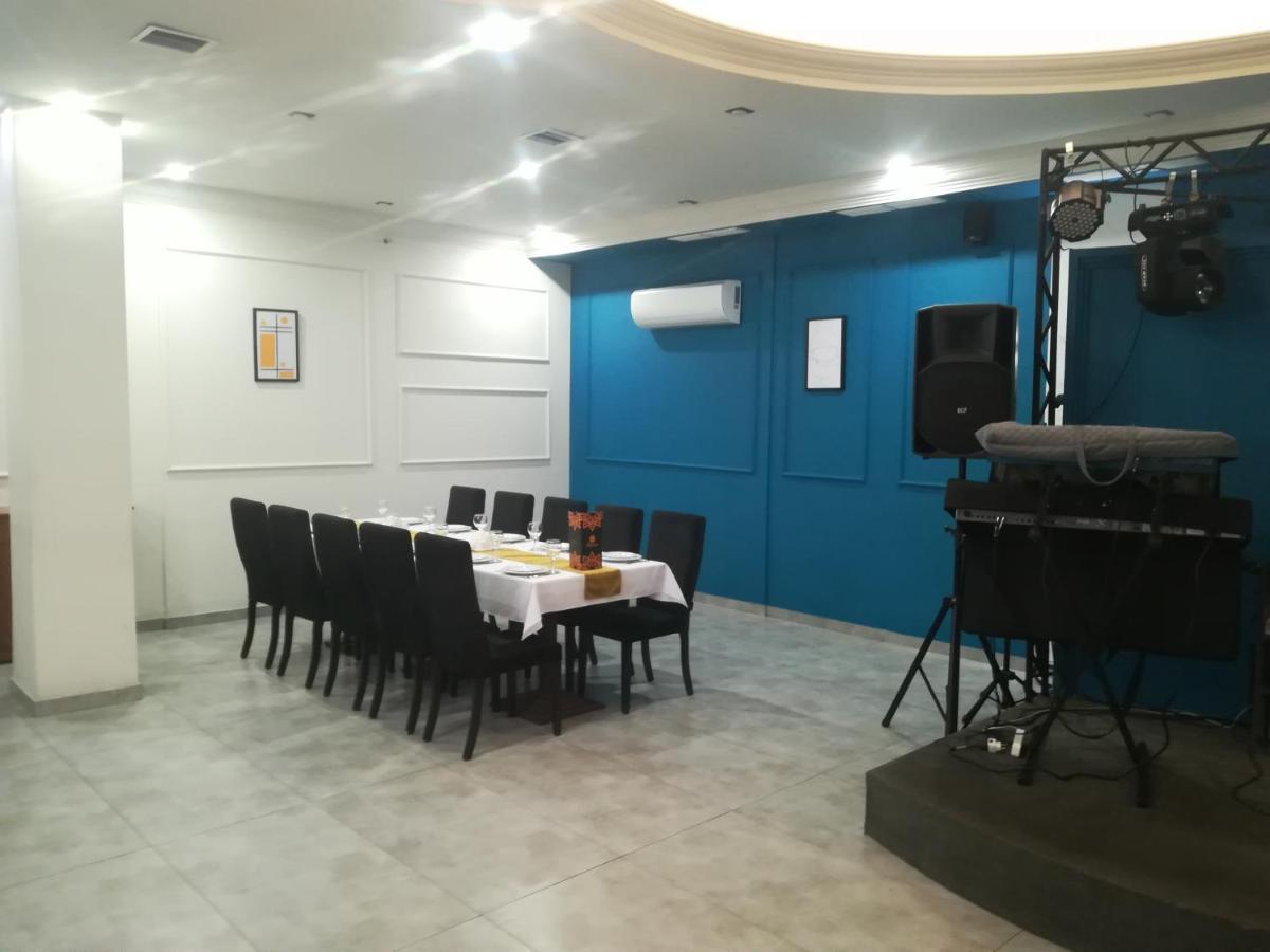 New Bella Hotel Erévan Extérieur photo