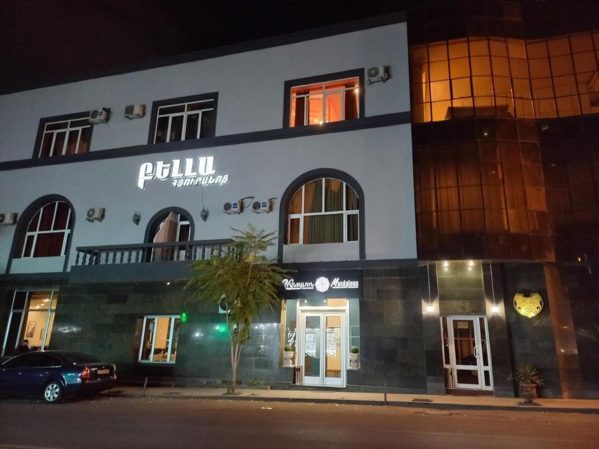 New Bella Hotel Erévan Extérieur photo