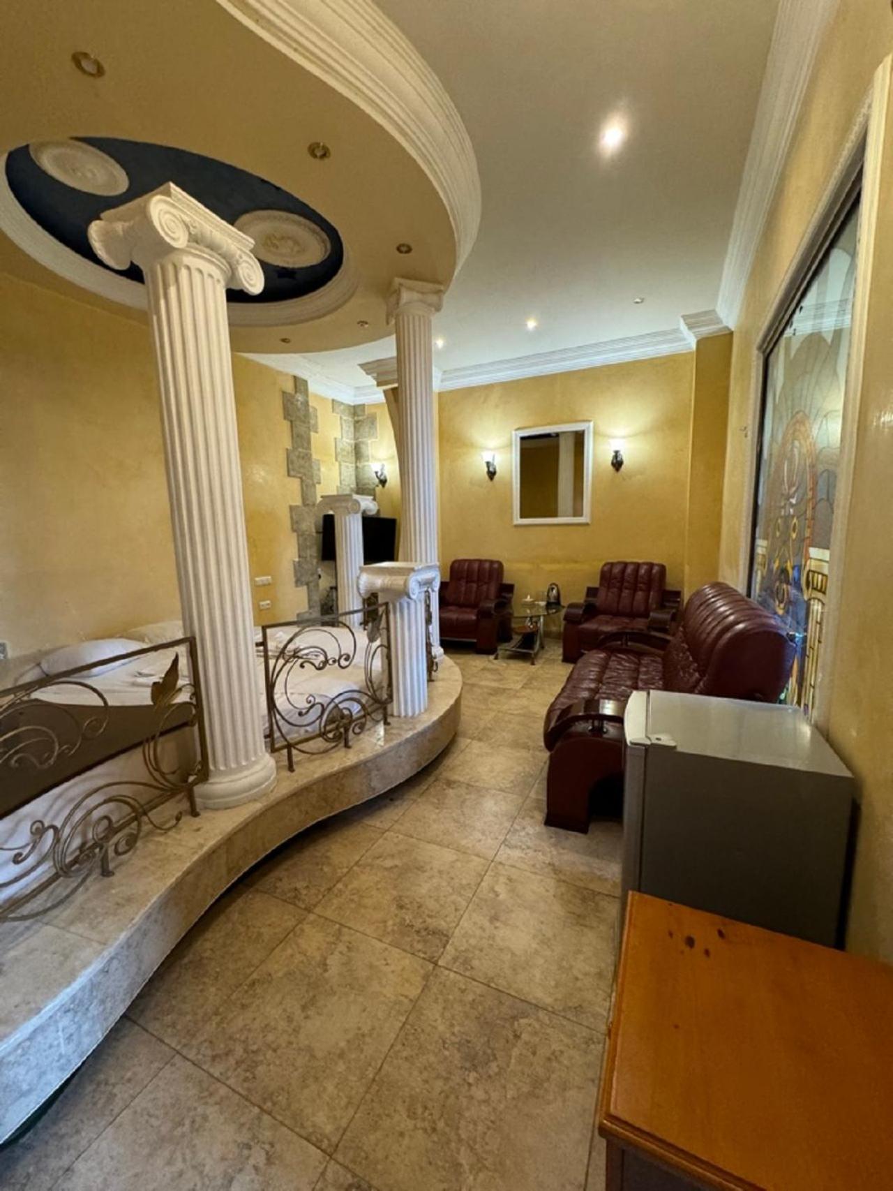 New Bella Hotel Erévan Extérieur photo