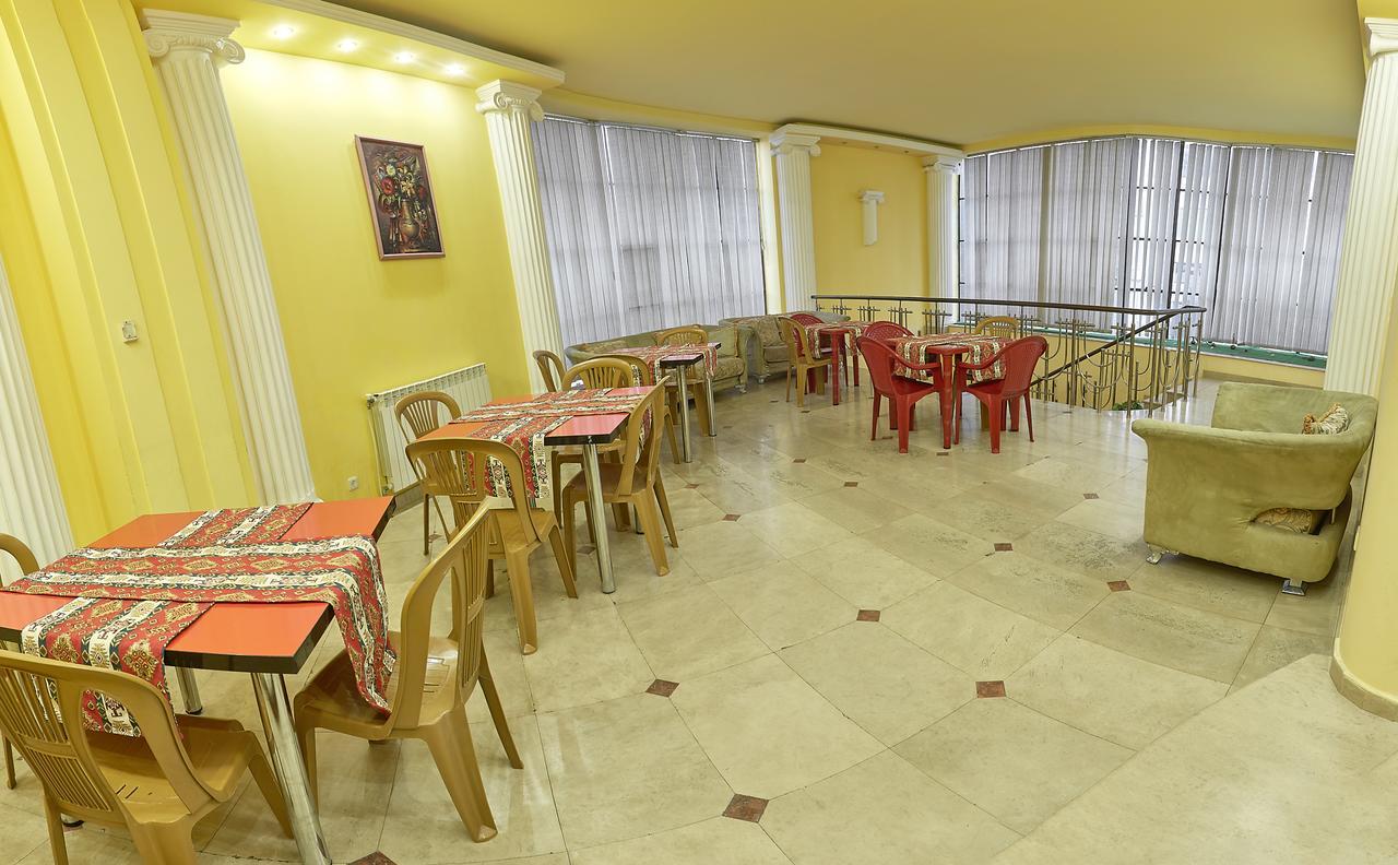 New Bella Hotel Erévan Extérieur photo