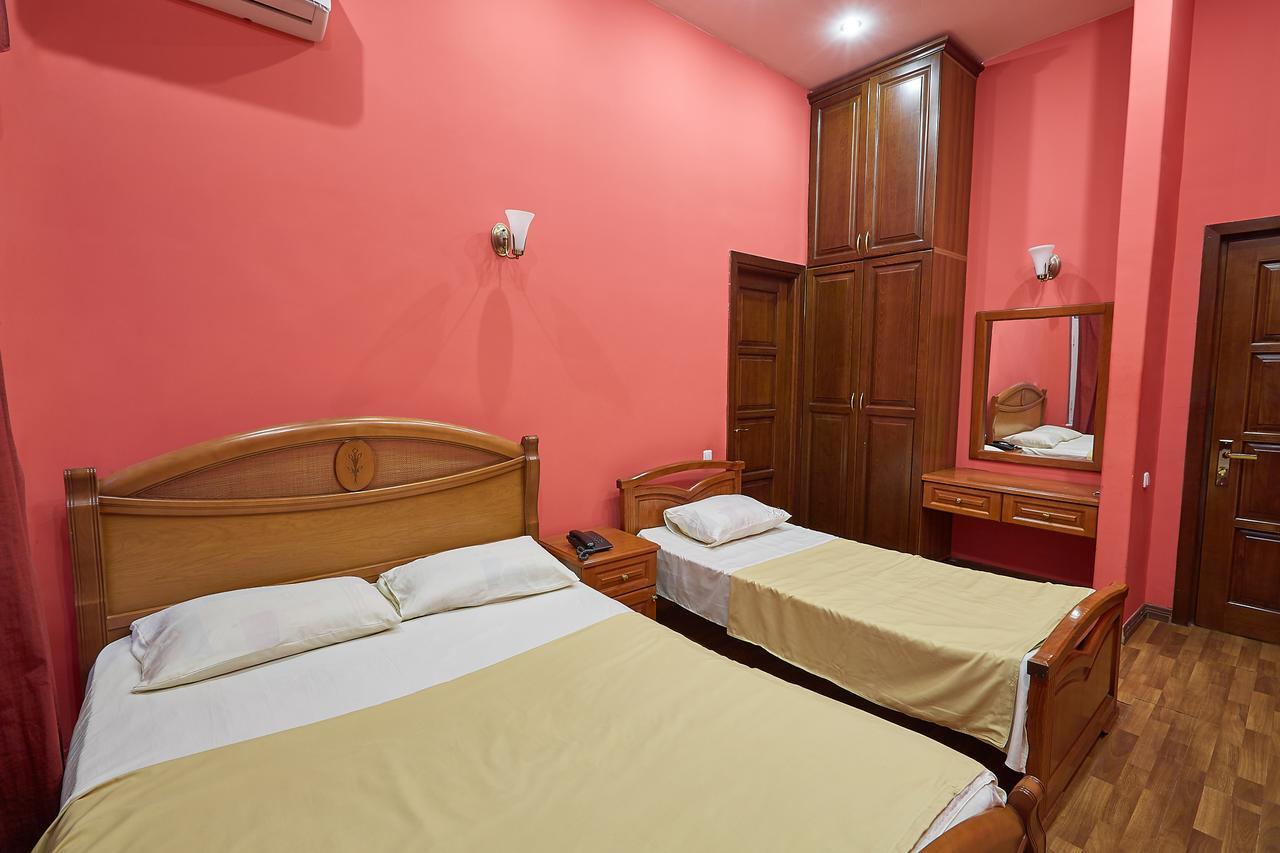 New Bella Hotel Erévan Extérieur photo