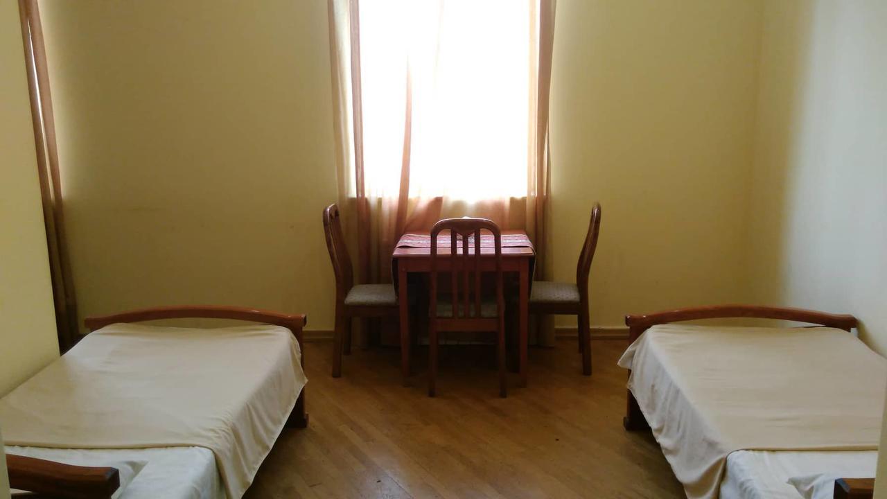 New Bella Hotel Erévan Extérieur photo
